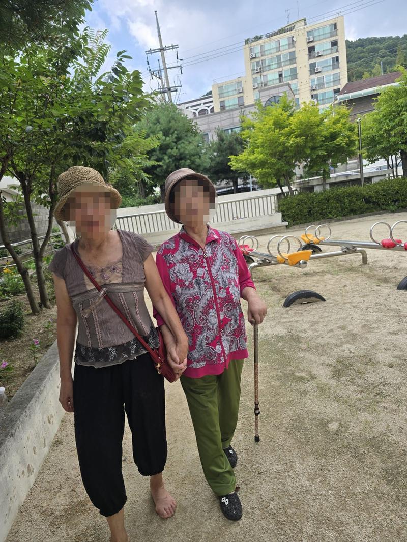 235149625_psAFn9jT_d946c6c70380fe896dd841950d19a5cbfb39fa19.jpg 이미지크게보기